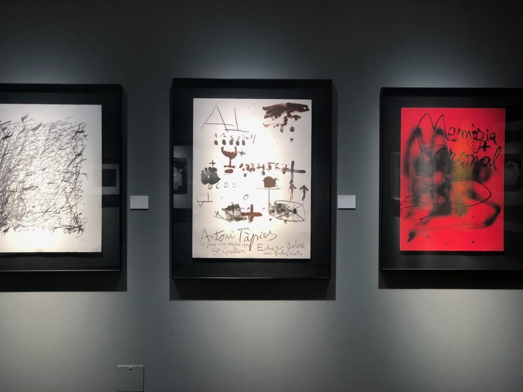 Una nueva exposición de La Térmica acerca la obra gráfica de Antoni Tàpies a Fuengirola