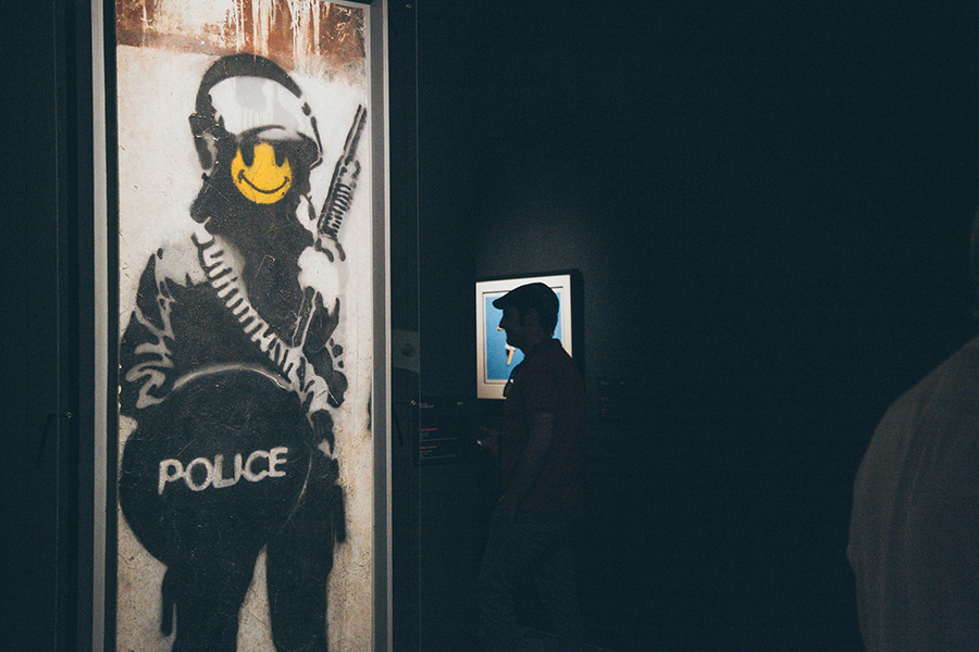 La exposición ‘Banksy. The Art of Protest’ en La Térmica se prolonga un mes debido al éxito de público